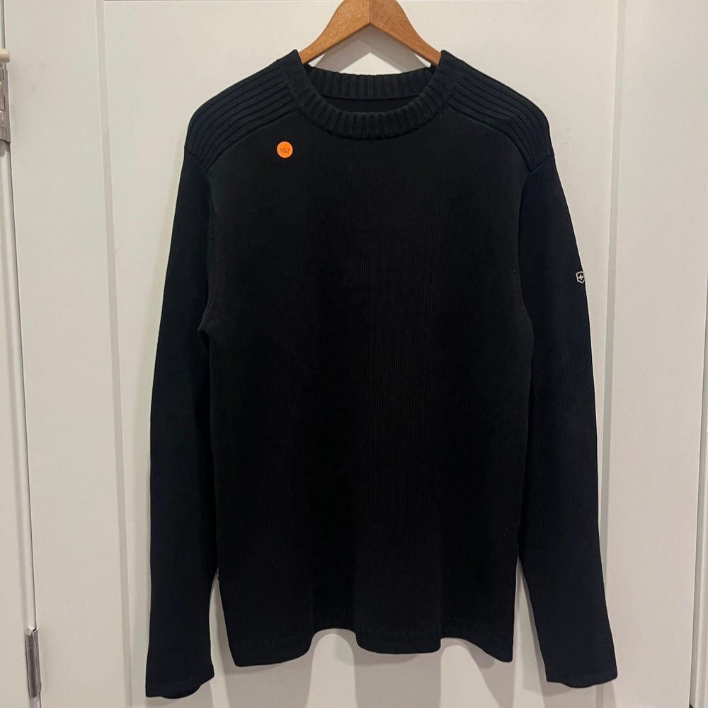 VNT Victorinox Swiss Army Mens Black Cotton Blend Ribbed Shoulder Sweater Size M